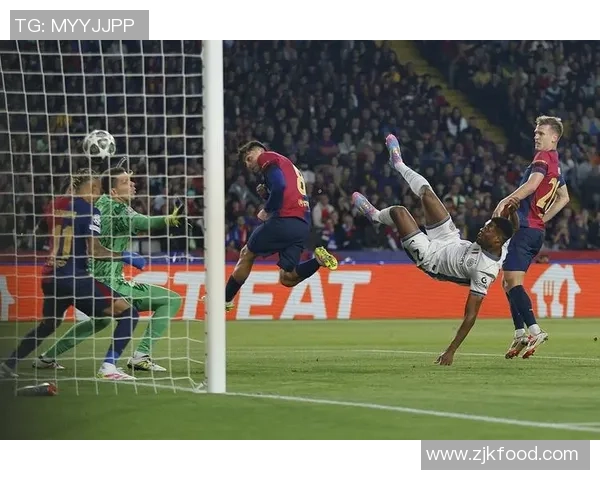 足球腾空抽射技艺解析与实战应用探讨