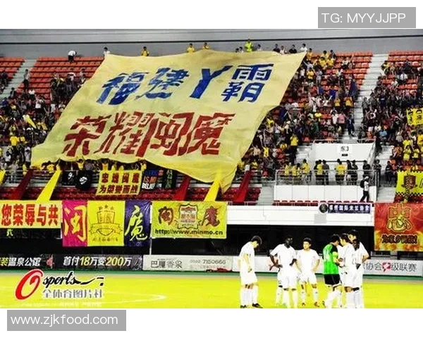 梦幻足球联盟中国队服设计理念与球迷热情的完美结合